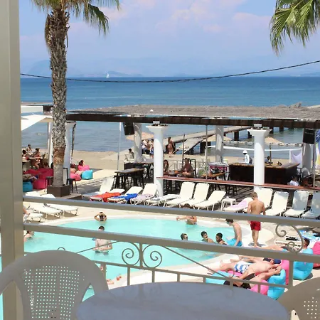 Paralia Studios Kavos