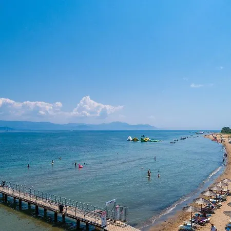Paralia Studios Hotel